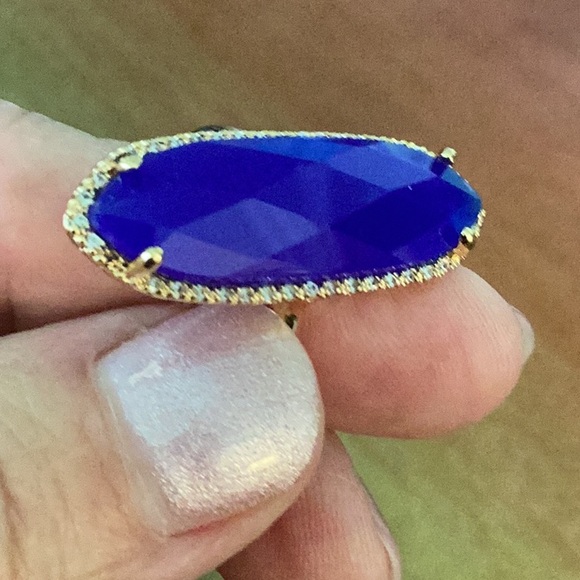 Gold Ring WithRoyal Blue Faceted Stone - Picture 3 of 3